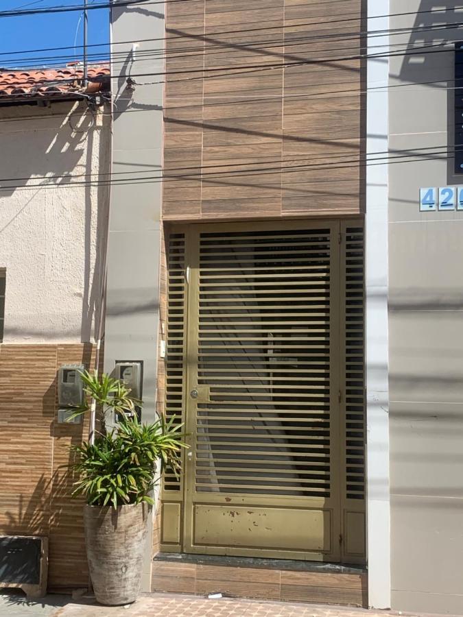 Casa Compartilhada Com Quartos Individuais Juàzeiro Exterior foto