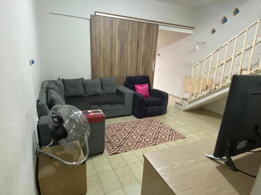 Casa Compartilhada Com Quartos Individuais Juàzeiro Exterior foto